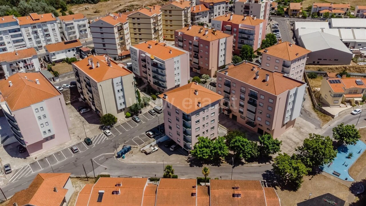 Apartamento T2 para Venda em Covilhã e Canhoso Foto 15
