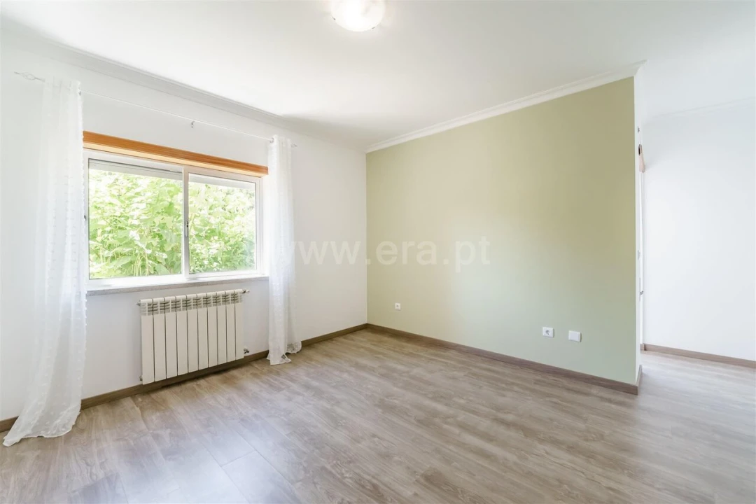 Apartamento T2 para Venda em Covilhã e Canhoso Foto 9