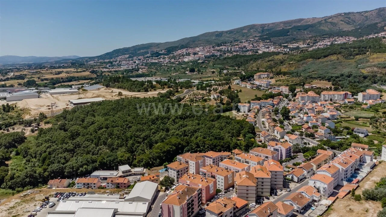 Apartamento T2 para Venda em Covilhã e Canhoso Foto 19