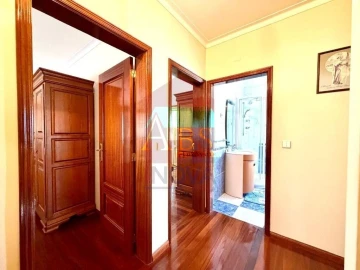Moradia T4 para Venda em Vila Verde e Barbudo