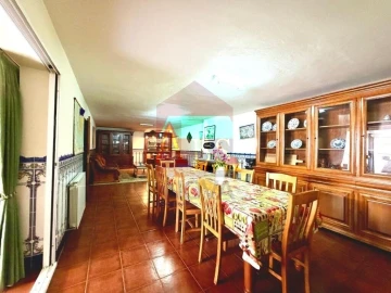 Moradia T4 para Venda em Vila Verde e Barbudo