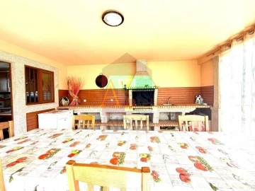 Moradia T4 para Venda em Vila Verde e Barbudo