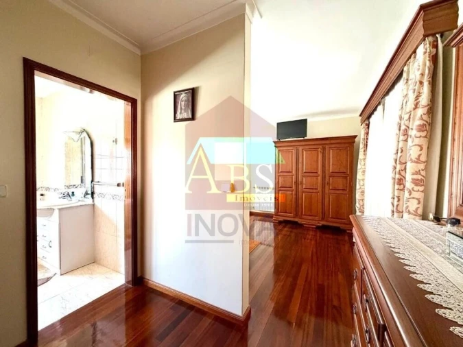 Moradia T4 para Venda em Vila Verde e Barbudo Foto 17