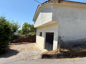 Moradia T2 para Venda em Aboadela, Sanche e Várzea