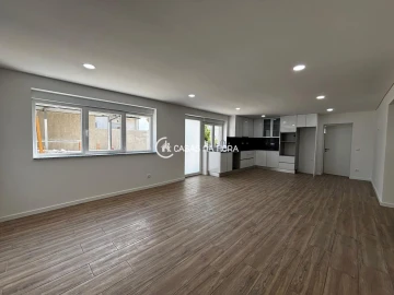 Apartamento T2 para Arrendamento em Viseu