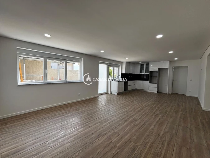 Apartamento T2 para Arrendamento em Viseu Foto 2