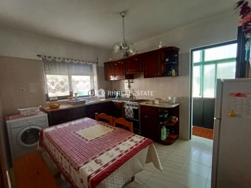 Moradia T4 para Venda em São Pedro