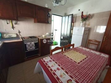 Moradia T4 para Venda em São Pedro