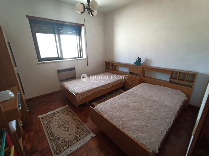 Moradia T4 para Venda em São Pedro Foto 4
