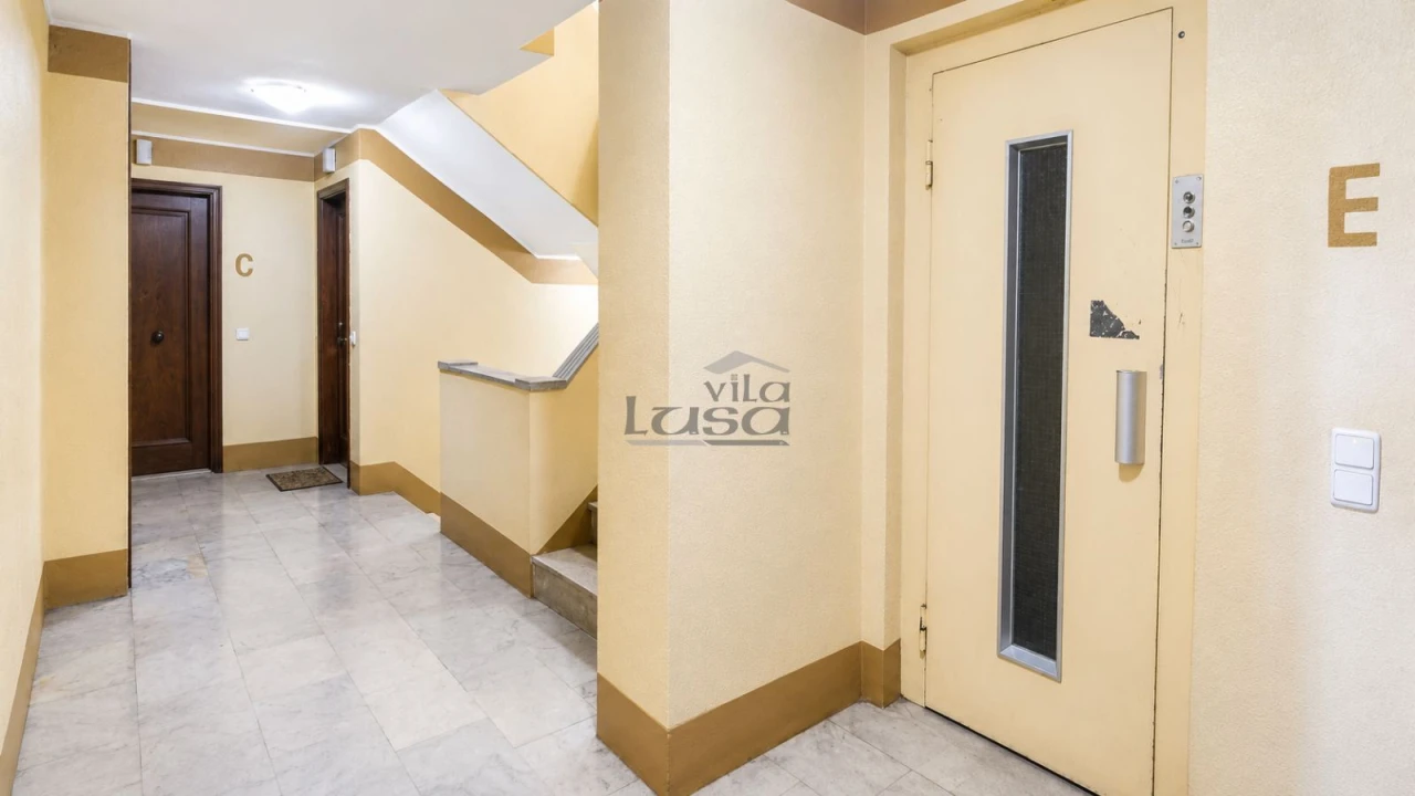Apartamento T2 para Arrendamento em Paranhos Foto 4
