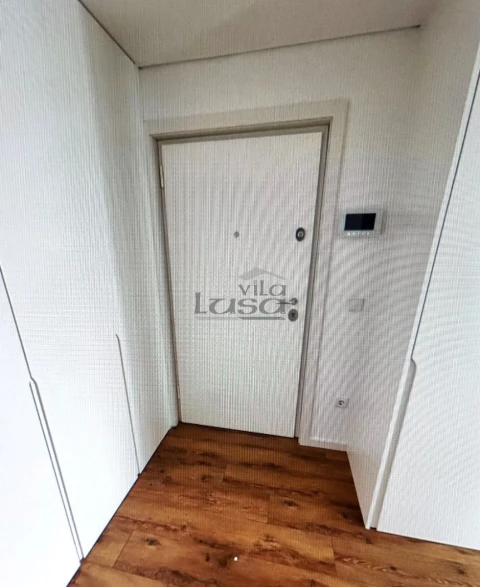 Apartamento T2 para Arrendamento em Paranhos