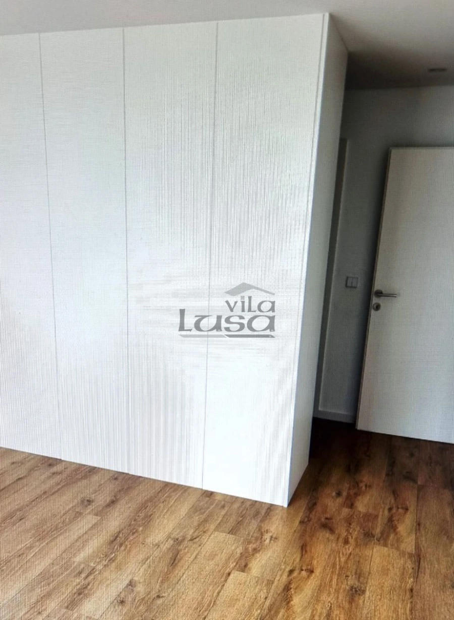 Apartamento T2 para Arrendamento em Paranhos Foto 6