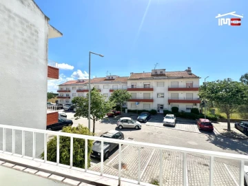 Apartamento T3 para Arrendamento em Samouco