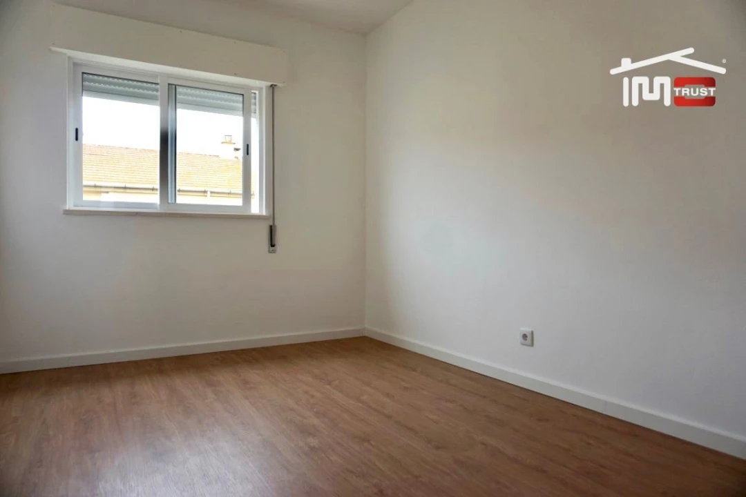 Apartamento T2 para Venda em Alcochete Foto 5