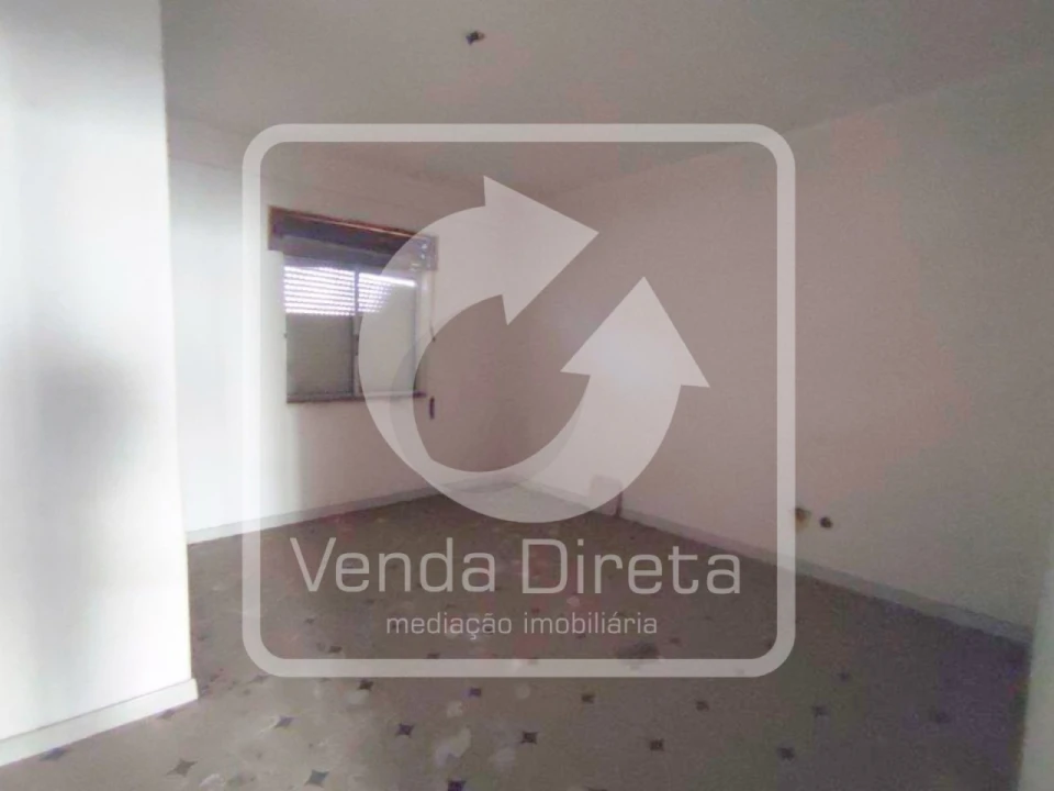 Apartamento T1 para Venda em Baixa da Banheira e Vale da Amoreira Foto 6