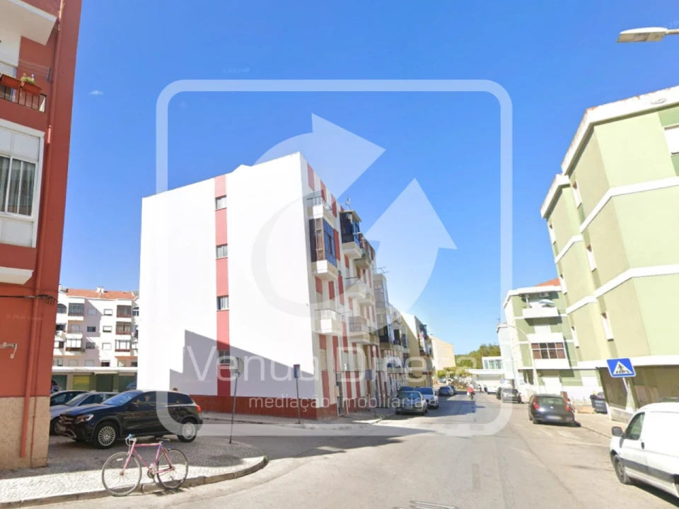 Apartamento T1 para Venda em Baixa da Banheira e Vale da Amoreira Foto 13
