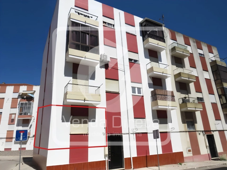Apartamento T1 para Venda em Baixa da Banheira e Vale da Amoreira Foto 1