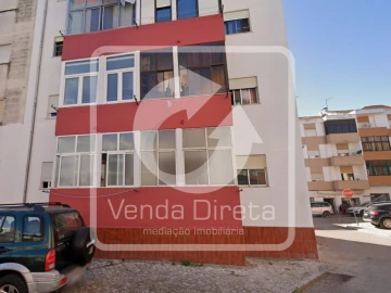 Apartamento T1 para Venda em Baixa da Banheira e Vale da Amoreira
