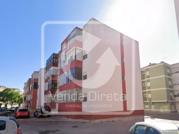 Apartamento T1 para Venda em Baixa da Banheira e Vale da Amoreira