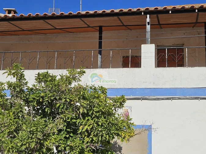 Moradia T5 para Venda em Mourão Foto 3
