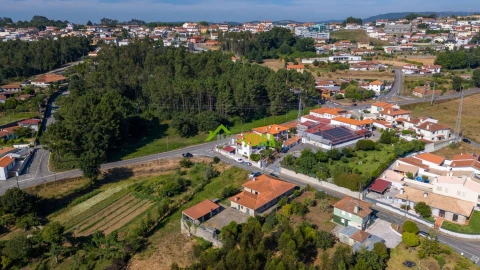Apartamento T5 para Venda em Arrifana