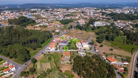 Apartamento T5 para Venda em Arrifana