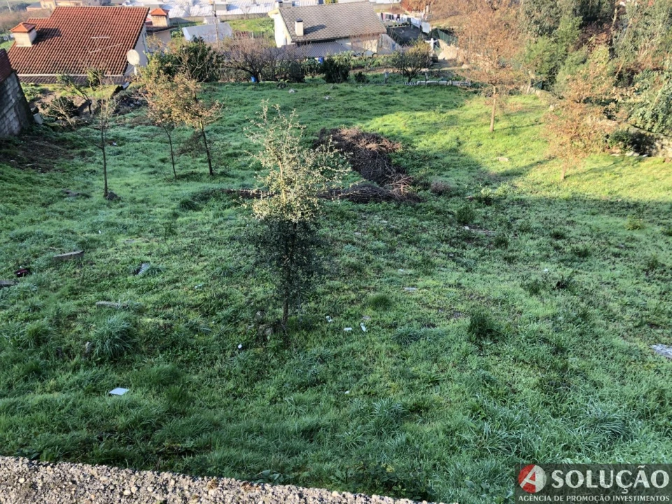Terreno para Venda em São Tomé de Negrelos Foto 9