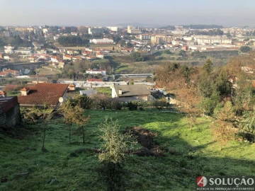 Terreno para Venda em São Tomé de Negrelos