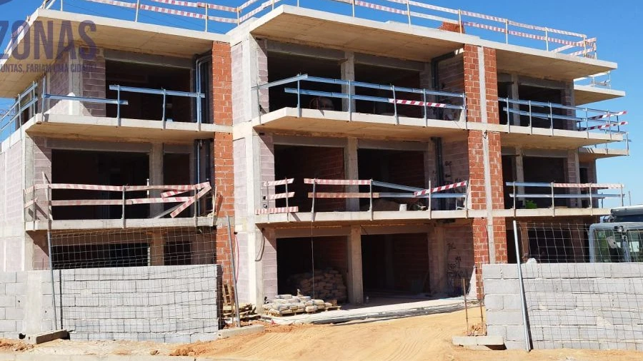 Apartamento T3 para Venda em Porches