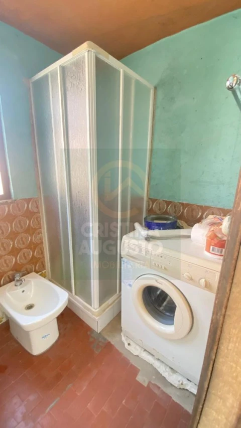 Moradia T2 para Venda em Freixial e Juncal do Campo