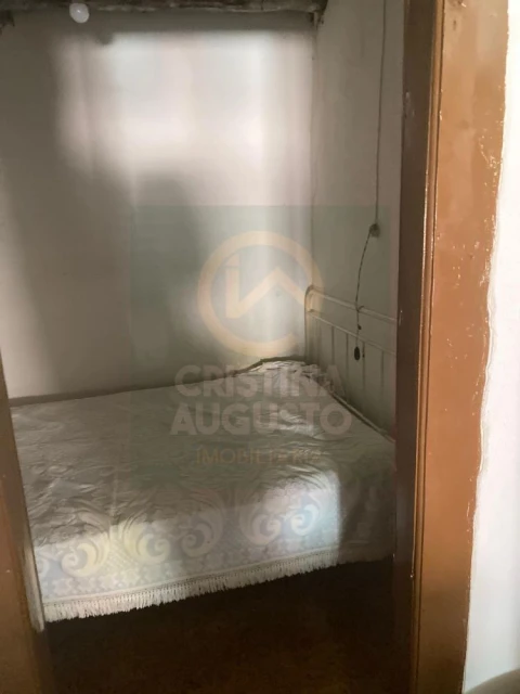 Moradia T2 para Venda em Freixial e Juncal do Campo
