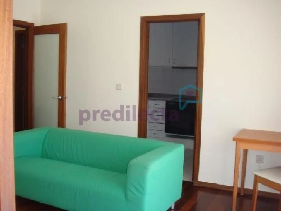 Apartamento T2 para Venda em Paranhos Foto 4
