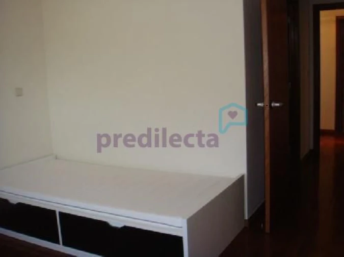 Apartamento T2 para Venda em Paranhos Foto 6