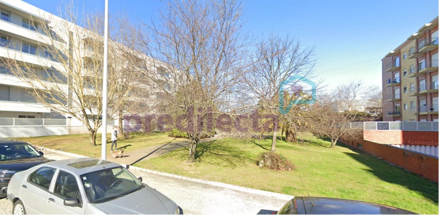Apartamento T2 para Venda em Paranhos Foto 11