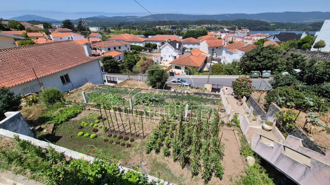 Moradia T4 para Venda em Vila Nova de Cerveira e Lovelhe Foto 18