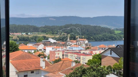 Moradia T4 para Venda em Vila Nova de Cerveira e Lovelhe