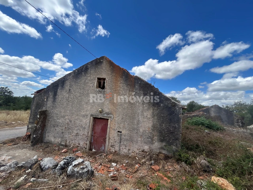 Quinta T4 para Venda em Além da Ribeira e Pedreira Foto 7