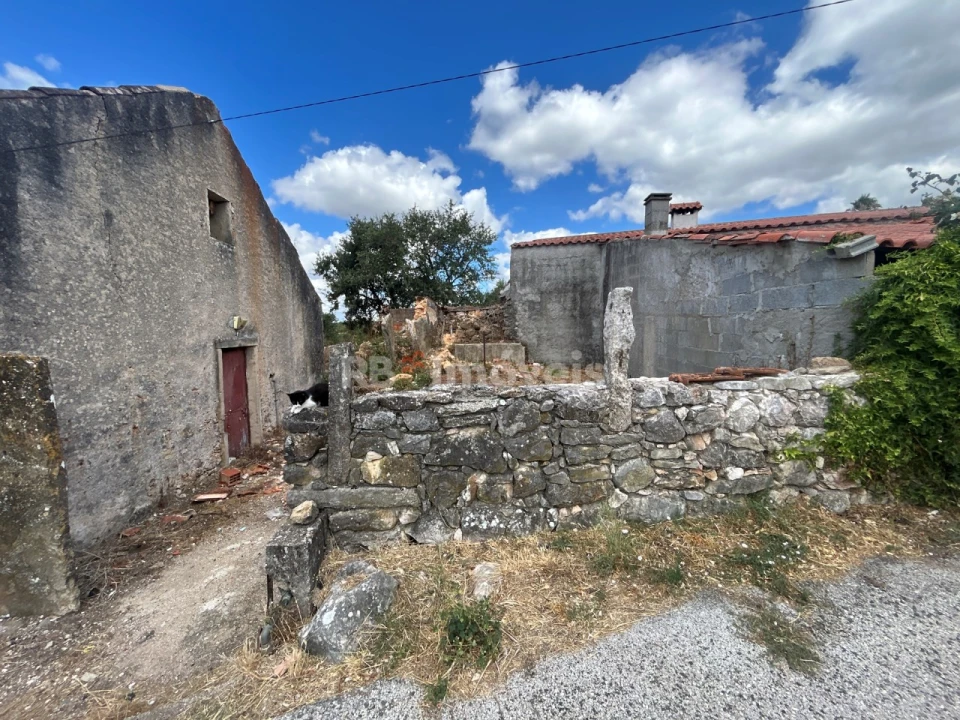 Quinta T4 para Venda em Além da Ribeira e Pedreira Foto 16