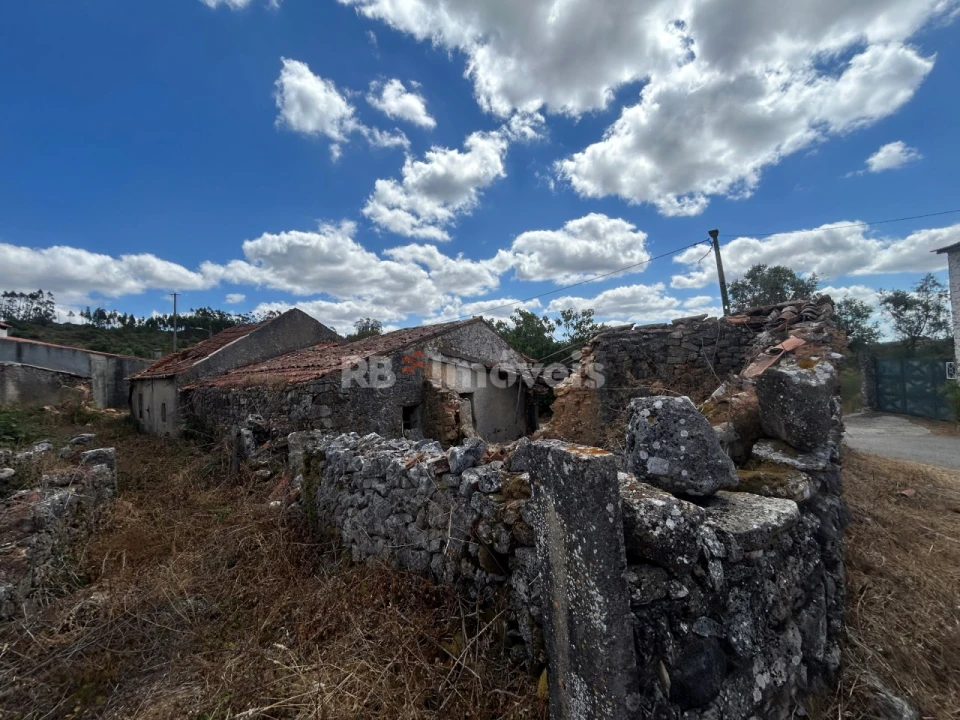 Quinta T4 para Venda em Além da Ribeira e Pedreira Foto 33