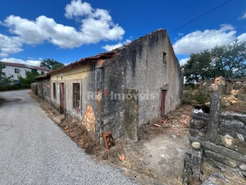 Quinta T4 para Venda em Além da Ribeira e Pedreira