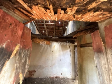 Quinta T4 para Venda em Além da Ribeira e Pedreira
