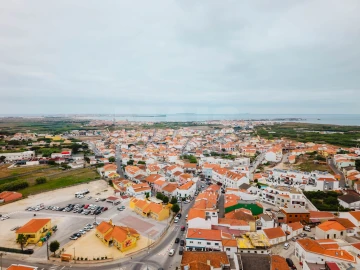 Moradia T4 para Venda em Ferrel