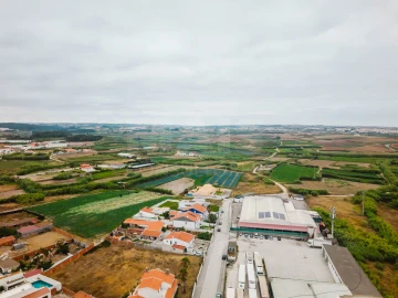 Moradia T4 para Venda em Ferrel