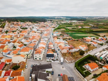 Moradia T4 para Venda em Ferrel