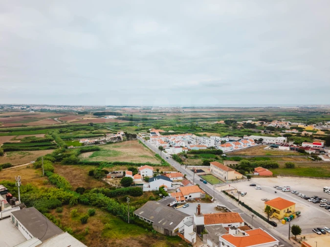 Moradia T4 para Venda em Ferrel Foto 9