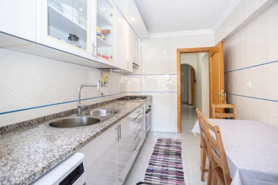 Apartamento T2 para Venda em Cacém e São Marcos