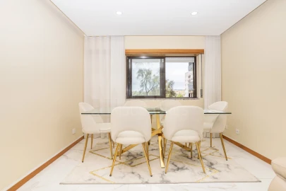 Apartamento T2 para Venda em Cacém e São Marcos