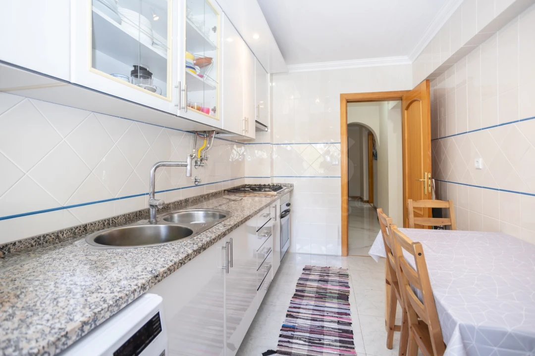 Apartamento T2 para Venda em Cacém e São Marcos Foto 4