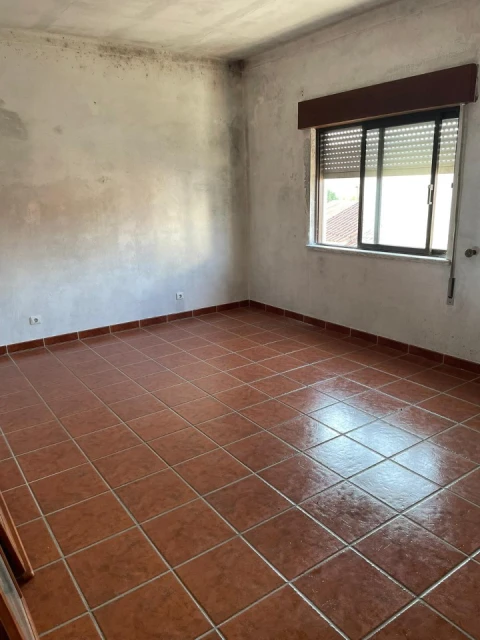 Moradia T4 para Venda em Ponte de Sor, Tramaga e Vale de Açor