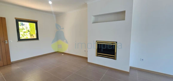 Moradia T2 para Venda em Guia